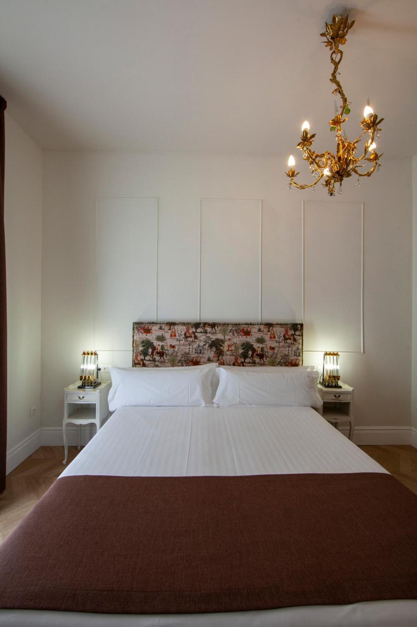 Pries Homes La Casa Azul Malaga Bagian luar foto